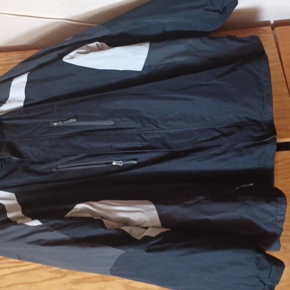 Men's Jacket - Picture 2 of 4